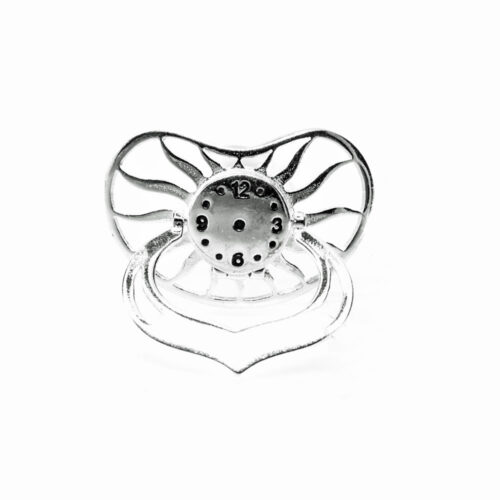 Zdjęcie przedstawia kolorowe kwiaty w ogrodzie w słoneczny dzień.