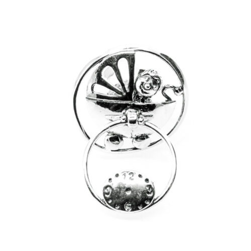 Zdjęcie przedstawia kolorowe kwiaty w ogrodzie w słoneczny dzień.