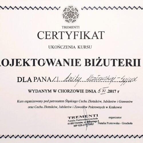Certyfikat ukończenia kursu projektowania biżuterii 3D, z datą i podpisem.