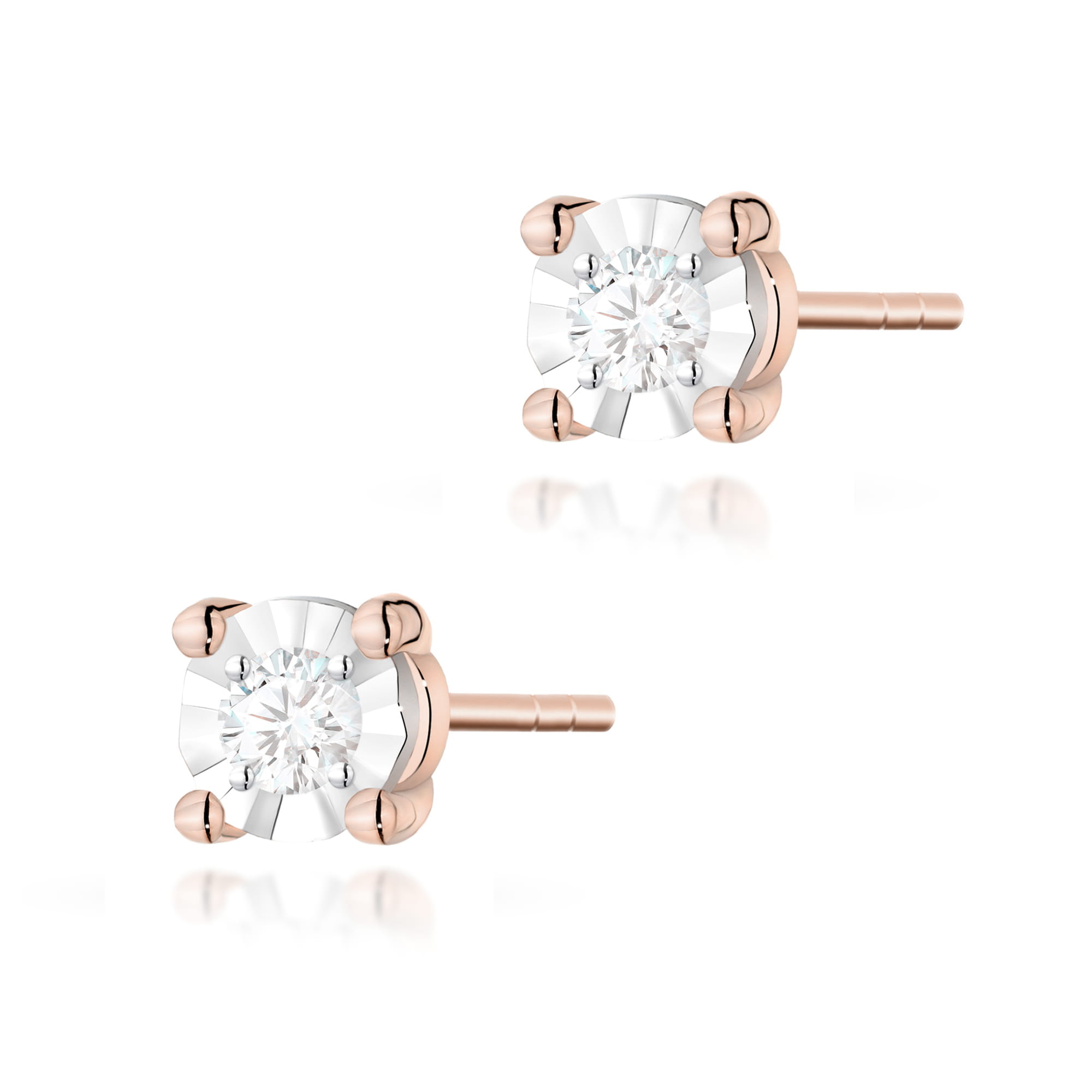 K0058.R3.DIW.02_2 Złote kolczyki w kształcie małych diamentów z przezroczystymi kamieniami.