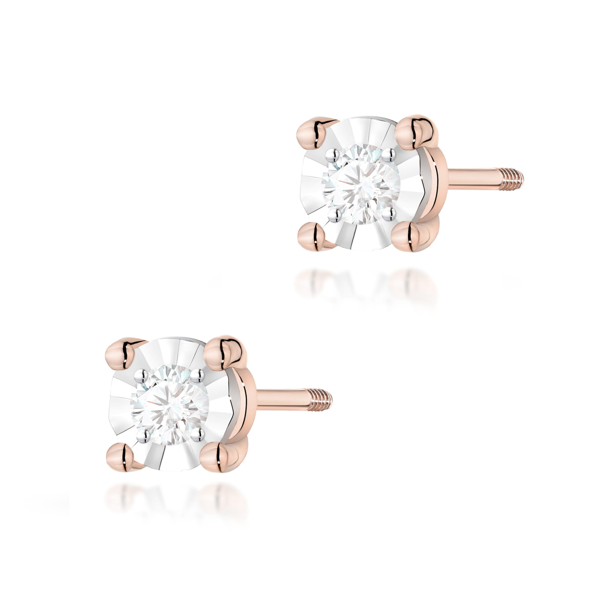 K0058.R3.DIW.05_2 Kolczyki w kształcie małych diamentów osadzonych w różowym złocie.