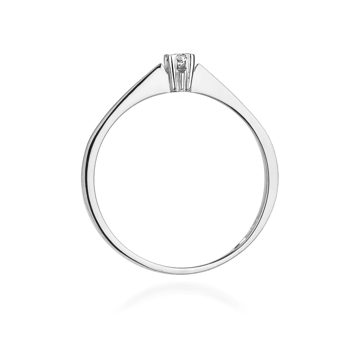 W0175.B3.DIW.01_3 Srebrny pierścionek z pojedynczym diamentem osadzonym w minimalistycznej oprawie.