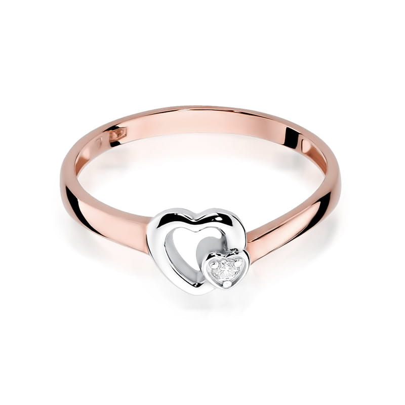 W0188.R3.DIW.01_2 Różowe złote pierścionek z dwoma sercami, jedno z diamentem, symbolizujący miłość.