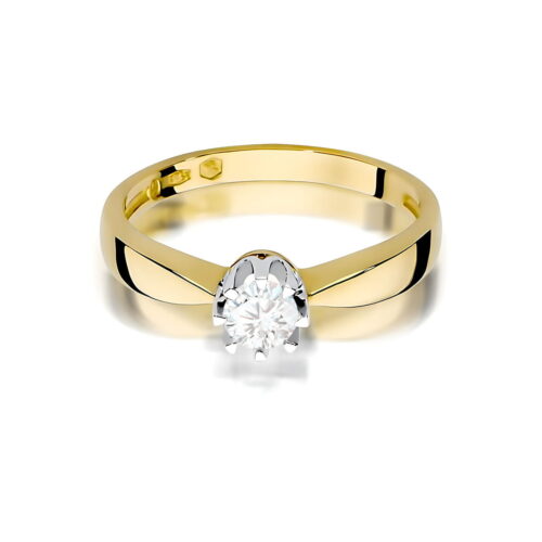 Złoty pierścionek z okrągłym diamentem osadzonym w eleganckiej oprawie.