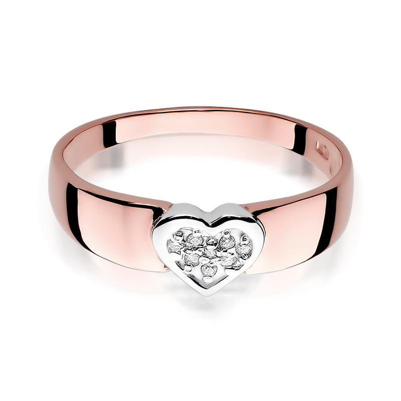 W0314.R3.DIW.01_2 Różowe złote pierścionek z sercem ozdobionym diamentami.