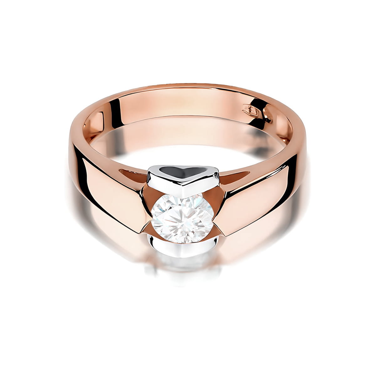 W0320.R3.LDW.09_2 Złoty pierścionek z dużym, okrągłym diamentem w centralnej części.