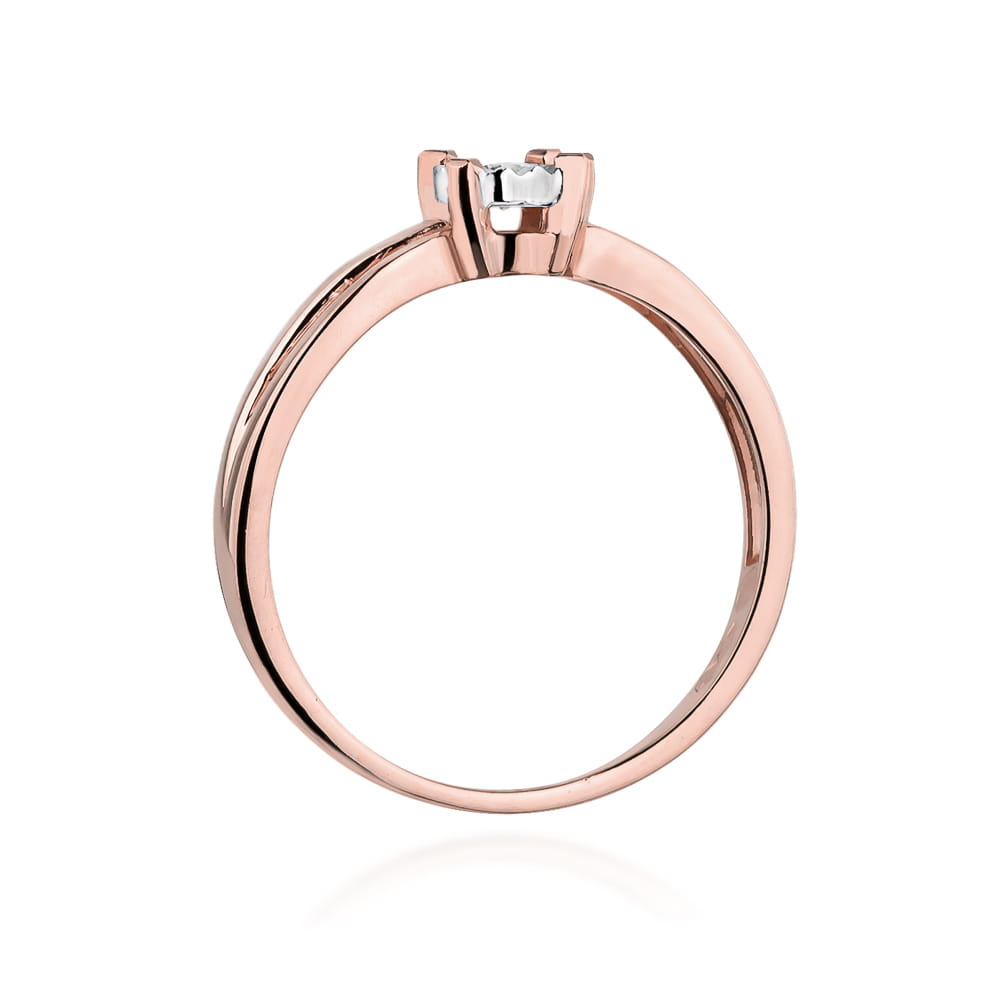 W0360.R3.DIW.01_3 Różowe złote pierścionek z diamentem, minimalistyczny design, delikatne linie.