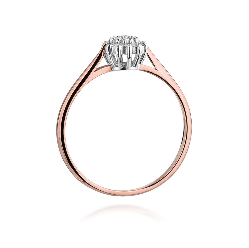W0401.R3.DIW.01_3 Pierścionek z różowego złota z diamentowym kamieniem w centralnej części, elegancki i nowoczesny.
