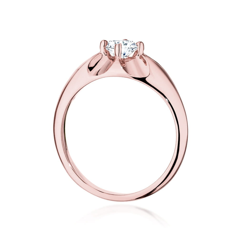 W0545.R3.DIW.01_3 Różowe złote pierścionek z diamentem osadzonym w eleganckiej koronie.